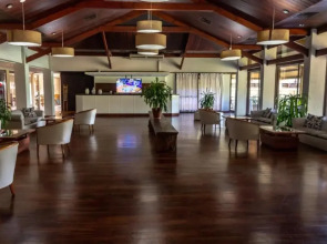 Raices Esturion Hotel