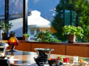 Yufuin Yawaraginosato Yadoya