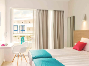 Nasos Hotel & Resort