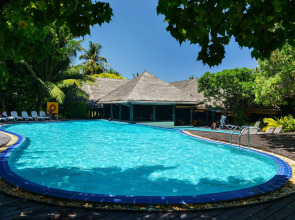 Adaaran Select Huduran Fushi