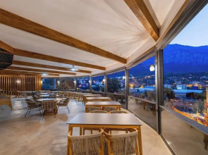 Rota Kilidonia Karaöz Suites&Villas