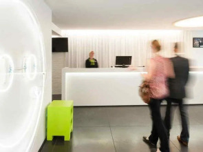 Отель Hotel Louise