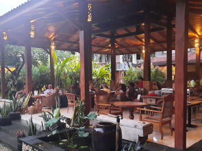 Hotel Puri Bambu