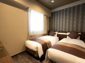 Nipponbashi Luxe Hotel