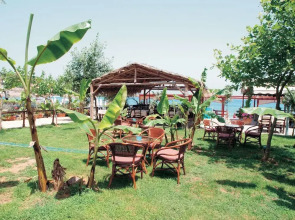 Niriides Beach Hotel