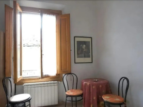 Barbara House - Guest House