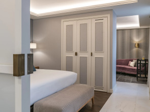 Hotel Vincci Molviedro