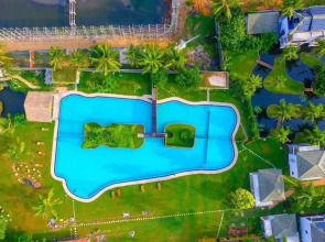 Отель Amaluna Resorts