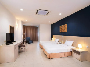 Golden View Serviced Apartment