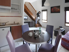 Adonis Carcassonne Résidence la Barbacane