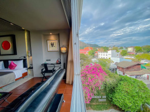 Sino House Phuket Hotel