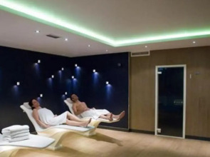 Отель Van der Valk Schiphol A4