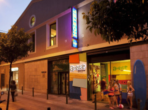 Latroupe Poblenou Beach