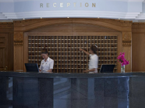 Mitsis Summer Palace