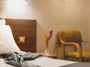 Jerusalem Gate Hotel