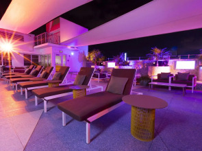 Clevelander Hotel – Adults Only