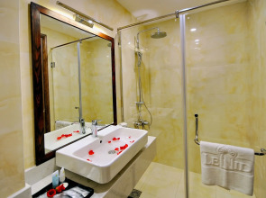 Lenid Nha Trang Hotel
