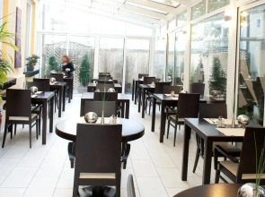 Best Western Plus Grand Hotel Victor Hugo