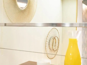 Sweet Hotel Continental