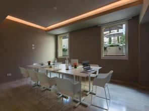 Glance Hotel In Florence