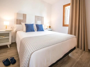 Flipflop Surfing Playa Apartments