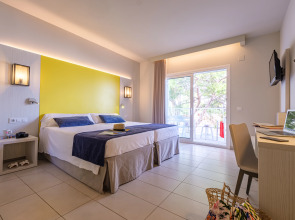 Pueblo El Dorado Playa