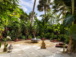 The Palms Hotel & Spa