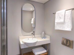 StayEasy Cape Town City Bowl