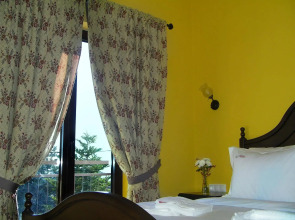 Theatro Hotel Odysseon