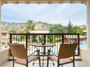 Columbia Beach Resort