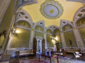 Residenza dEpoca Torre Dei Lari