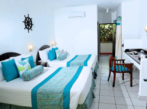 Voyager Beach Resort