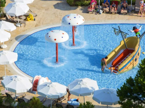 Отель Bellis Deluxe