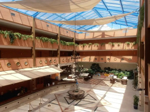 Отель Oh Nice Caledonia