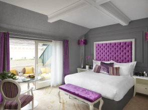 Aria Hotel Budapest by Library Hotel Collection