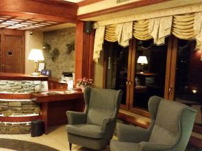 Helan Family & Garden