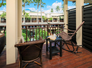 Burasari Phuket Resort & Spa