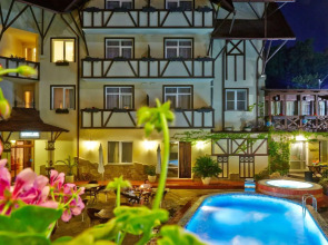 Отель Вэйлер