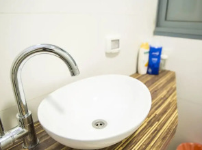 Diamond Exchange Flats