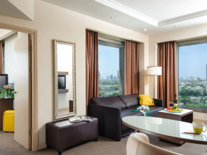Leonardo City Tower Hotel Tel Aviv