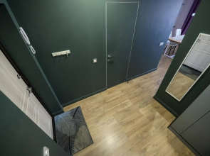 Абри Люкс на Революции, 24