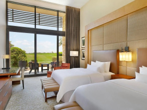 VOGO Abu Dhabi Golf Resort & Spa