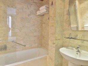 Hotel Renoir*** Paris Montparnasse