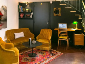 Hôtel de Neuville - Arc de Triomphe