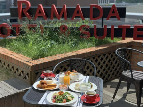 Ramada Hotels & Suites Seoul Namdaemun