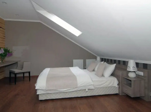 Отель «Вишневый сад»