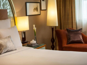 Renaissance Shanghai Pudong Hotel