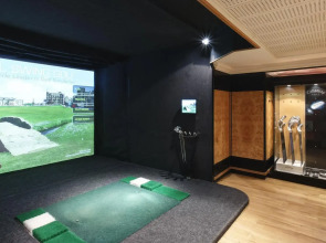 Leonardo Royal Hotel London City