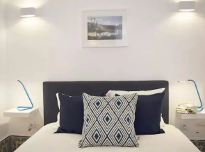 Chiado Blue by Homing