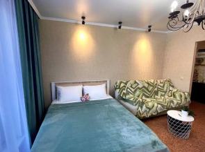 Home Hotel On Stroiteley 79